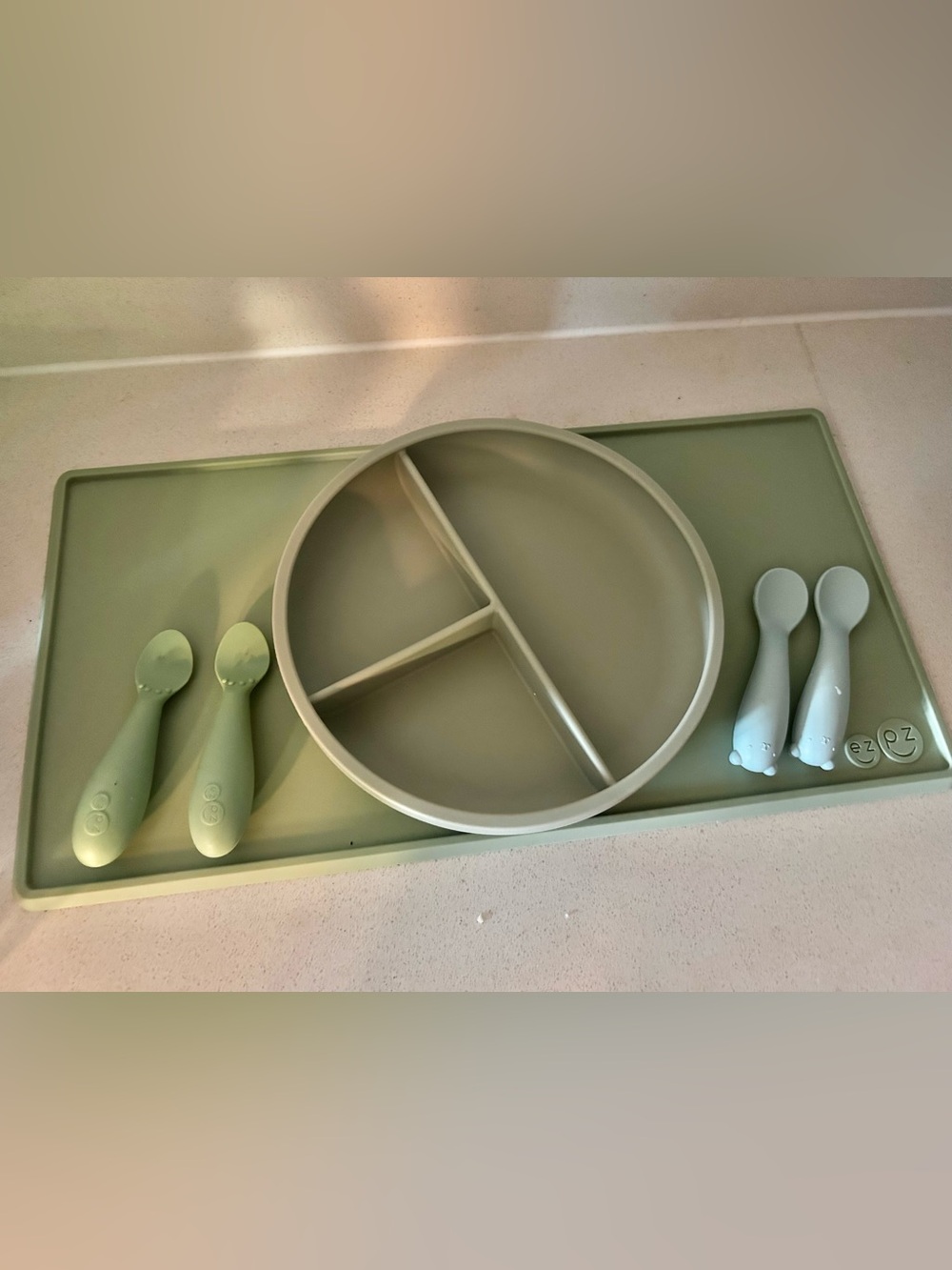 ezpz and Lalo Silicone Baby Feeding Bundle